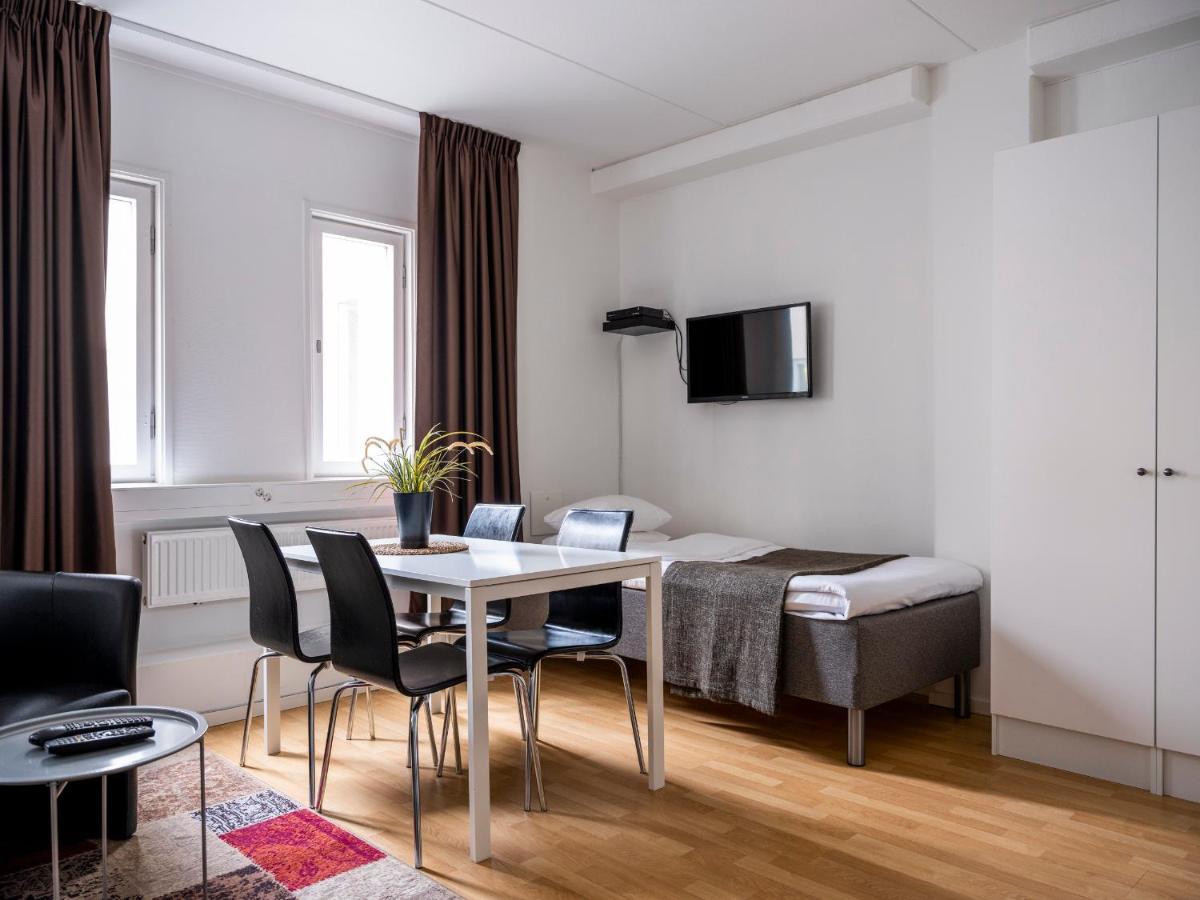 Fittja Slagsta Gate Hotell מראה חיצוני תמונה
